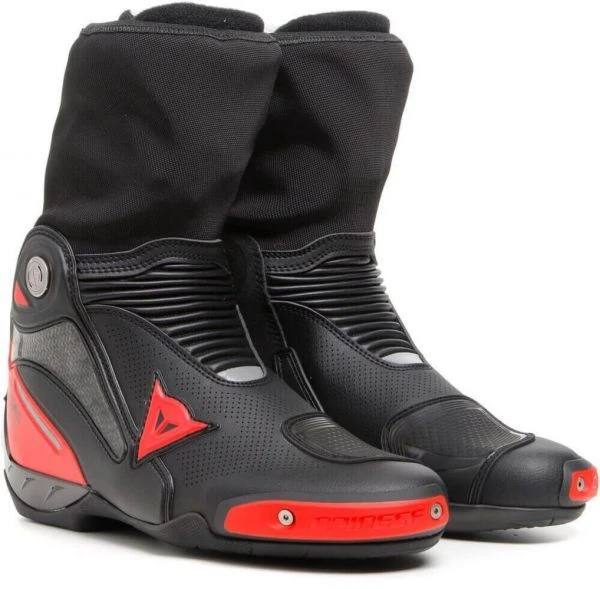 Dainese Axial Gore-Tex Boots Black Red - Motorcycle Boots - Bottes 1 Dainese Axial Gore-Tex Boots Black Red - Motorcycle Boots - Bottes