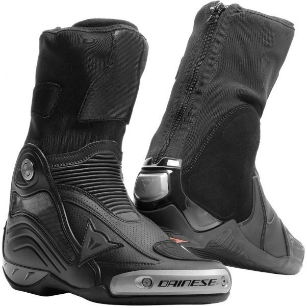 Dainese Axial D1 Air Black Black 1 Dainese Axial D1 Air Black Black